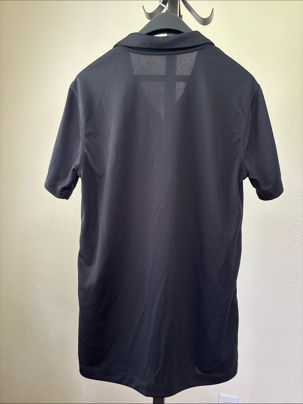 Nike Men’s Dry-fit Black Polo with White Swoosh - Picture 3 of 6